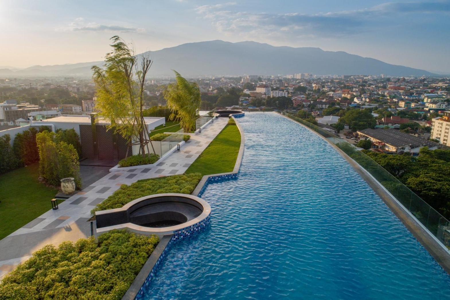 Luxury Condo Astra Sky River Condo Chiang Mai Exteriör bild
