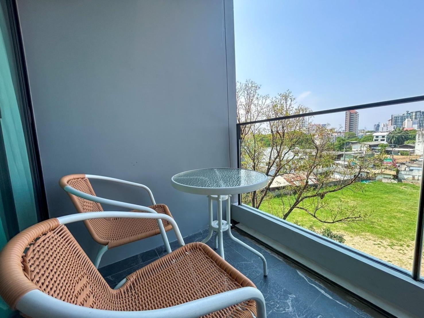 Luxury Condo Astra Sky River Condo Chiang Mai Exteriör bild