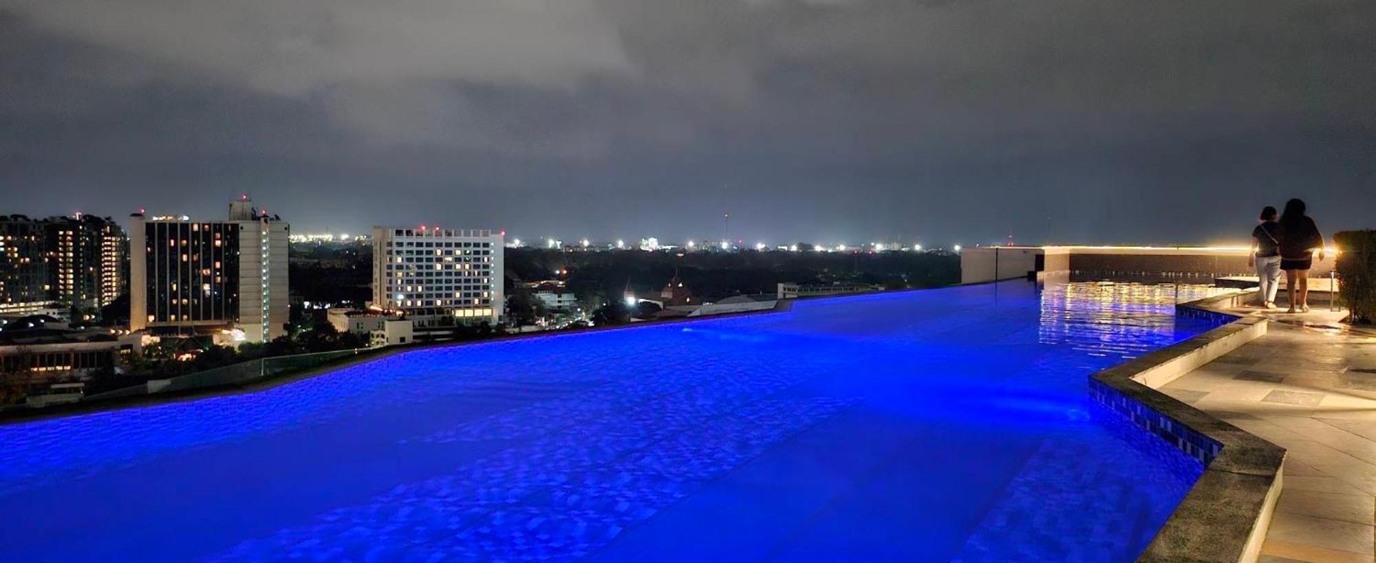 Luxury Condo Astra Sky River Condo Chiang Mai Exteriör bild