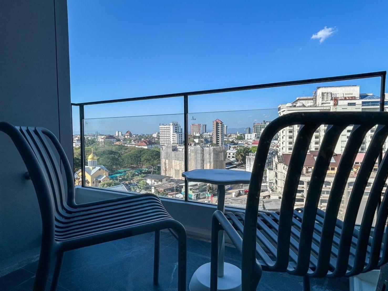 Luxury Condo Astra Sky River Condo Chiang Mai Exteriör bild