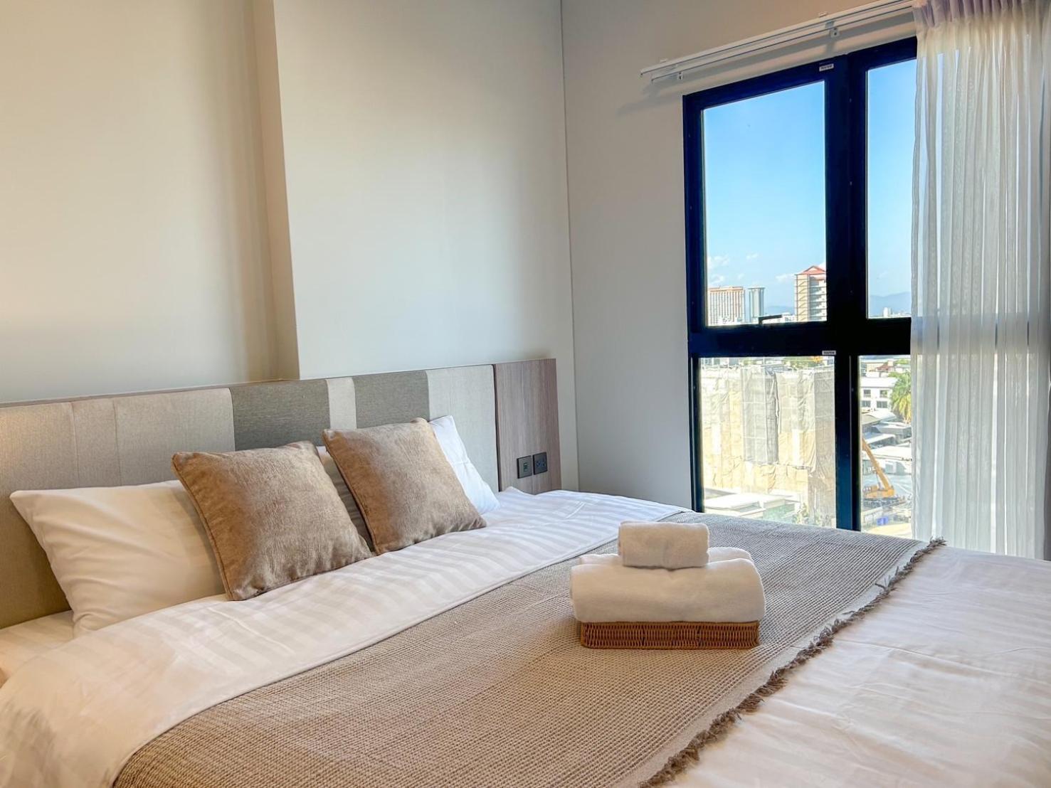 Luxury Condo Astra Sky River Condo Chiang Mai Exteriör bild